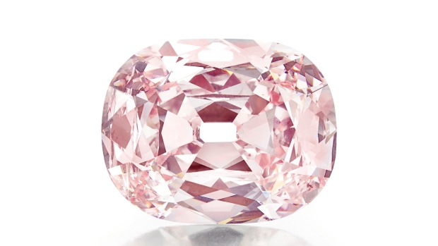 Rare Pink “Princie Diamond” sells for $39 million